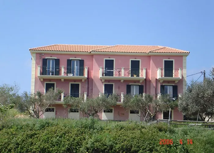 アパート Kolona *