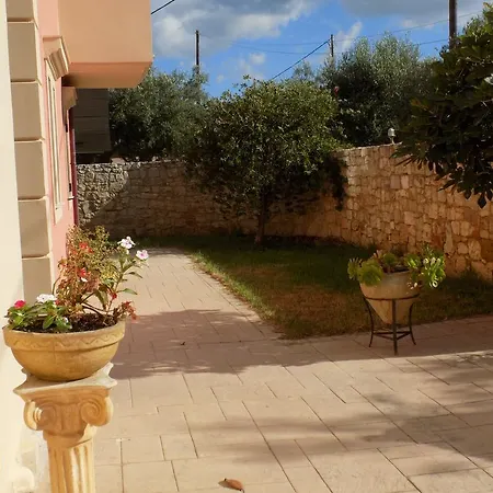 Kolona ليكسوري